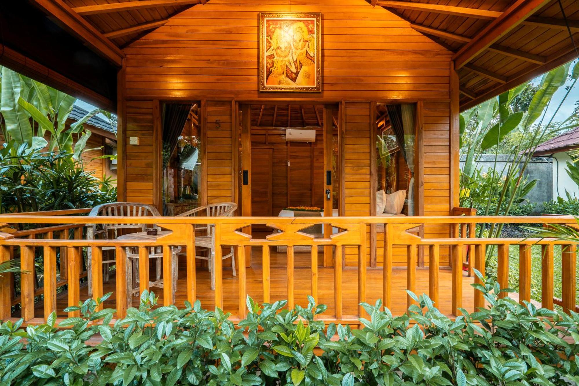 Angseri Villas Selemadeg エクステリア 写真